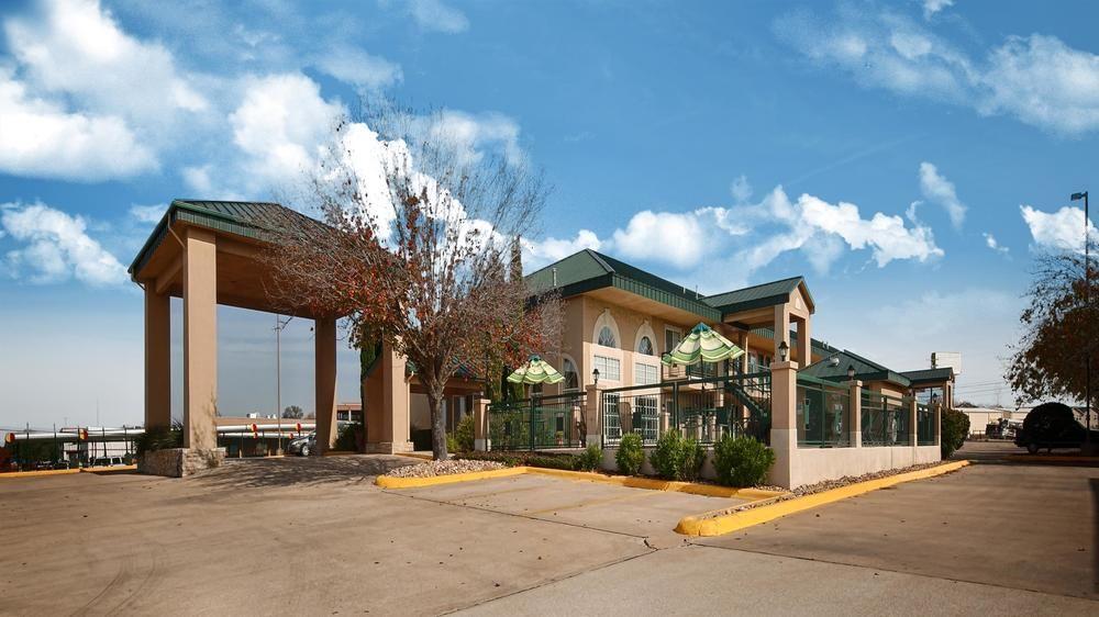 Best Western Marble Falls Inn Экстерьер фото