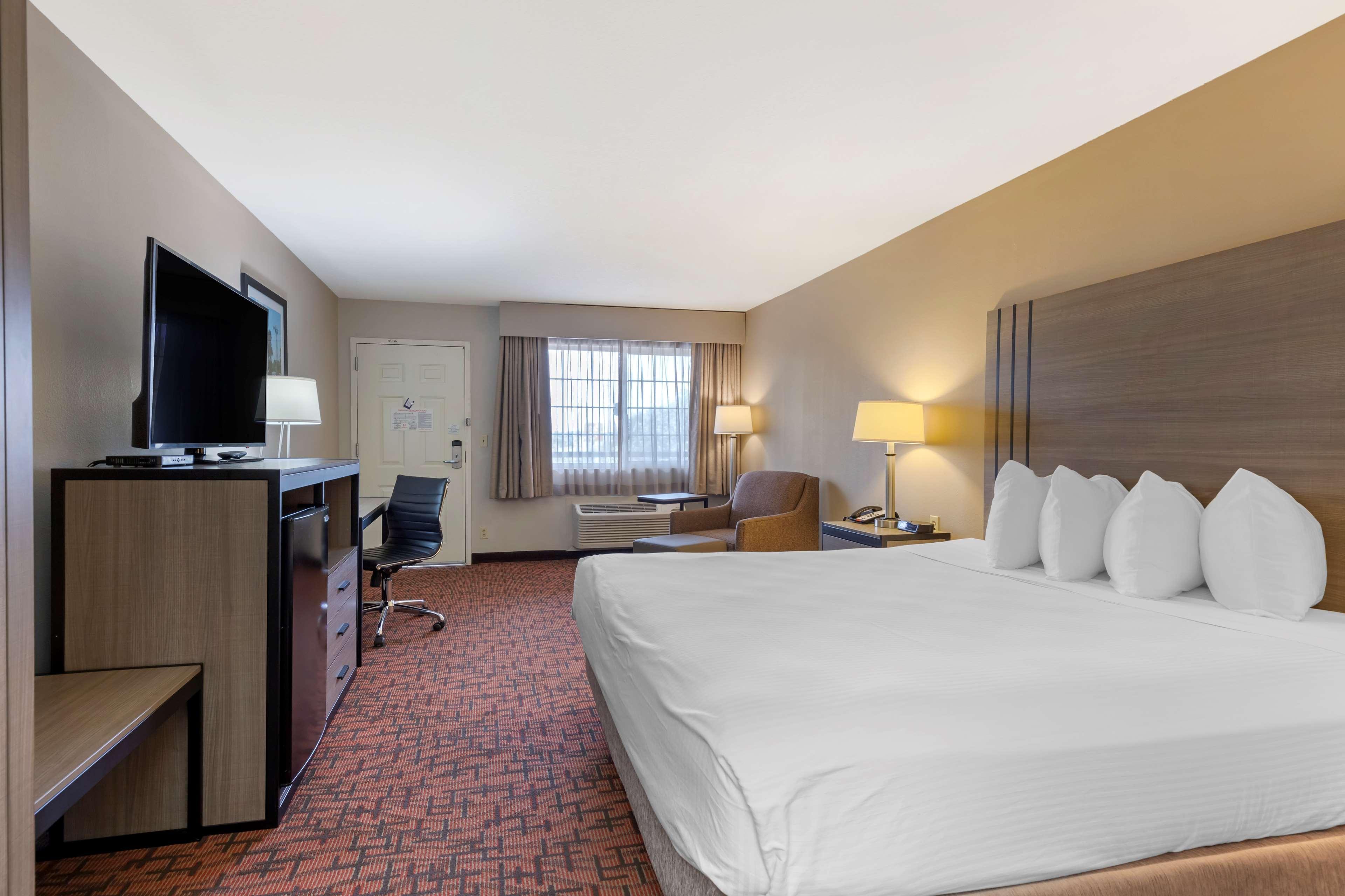 Best Western Marble Falls Inn Экстерьер фото