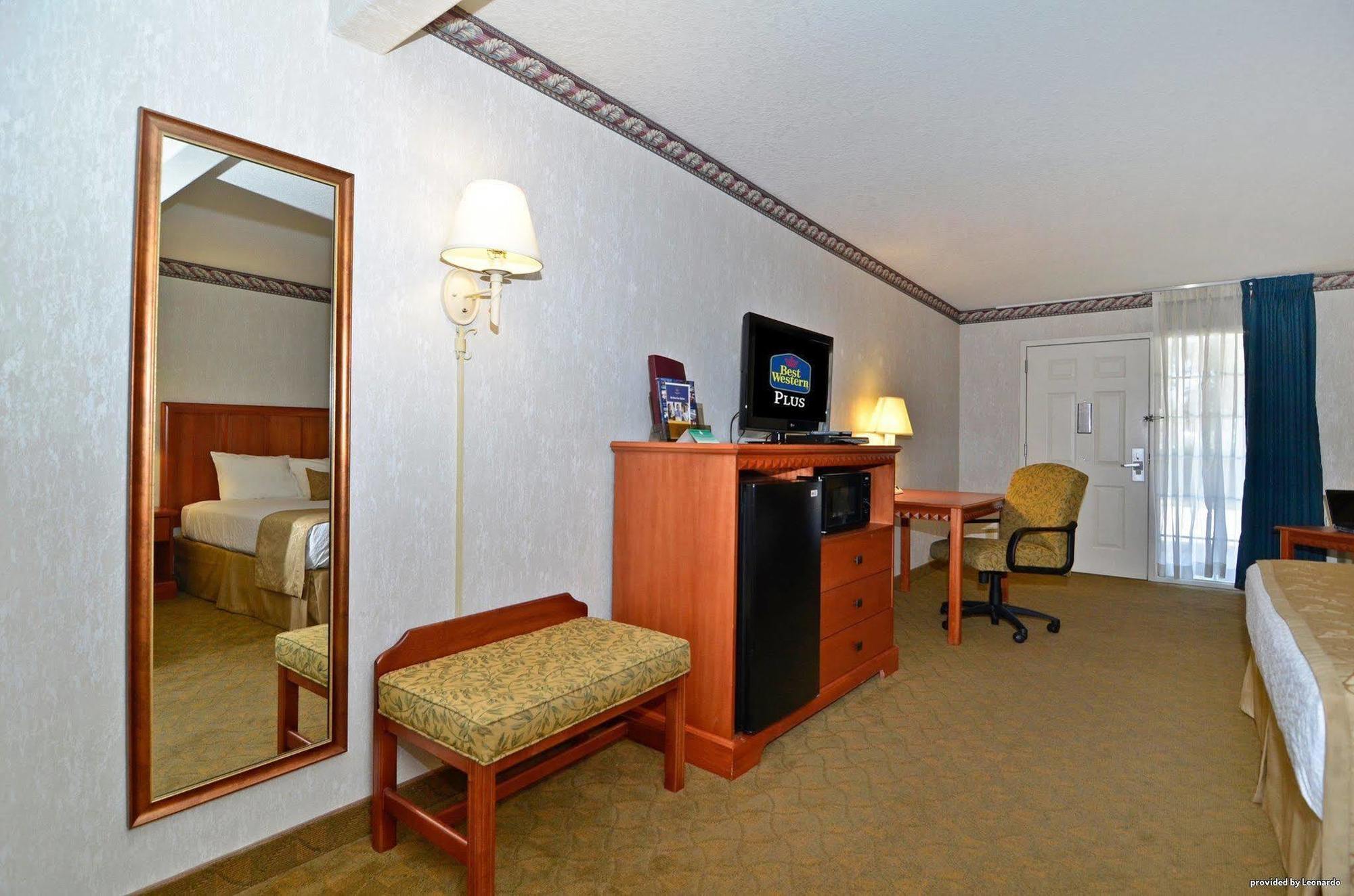 Best Western Marble Falls Inn Экстерьер фото