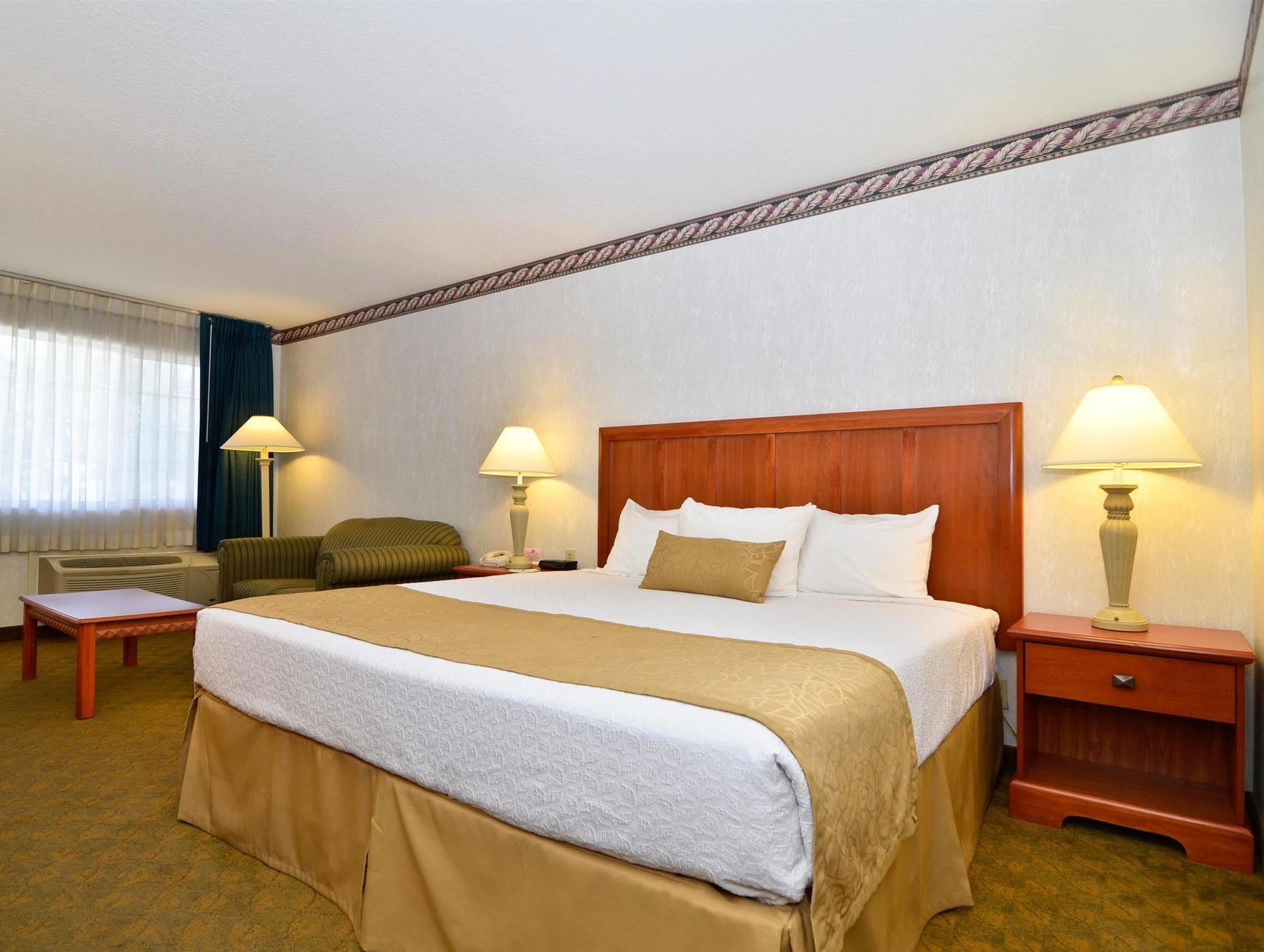 Best Western Marble Falls Inn Экстерьер фото